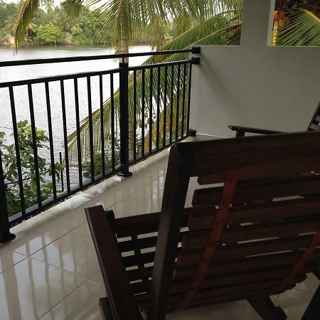 Lake Life Villa Ambalangoda  Exterior photo