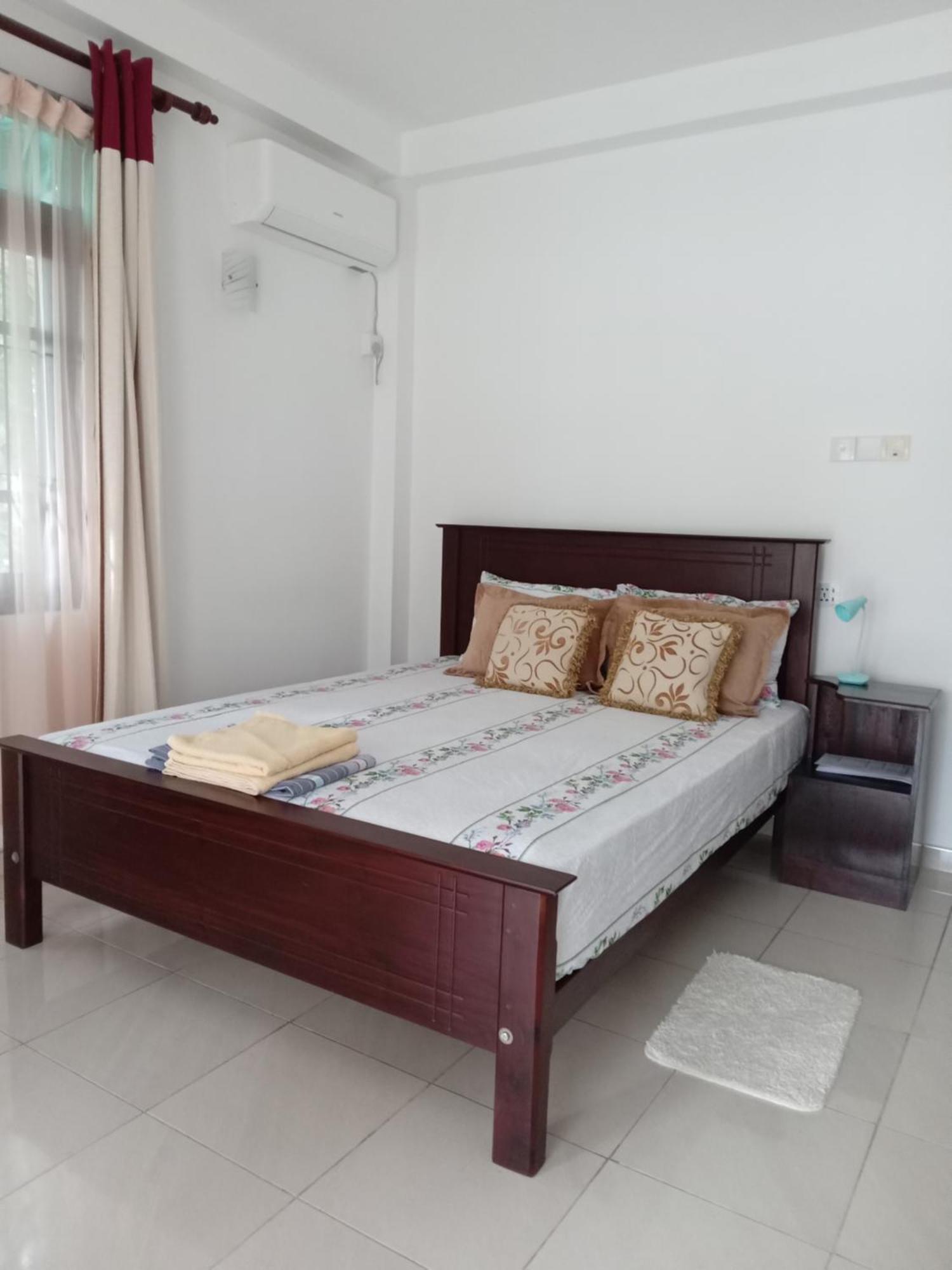 Lake Life Villa Ambalangoda  Exterior photo