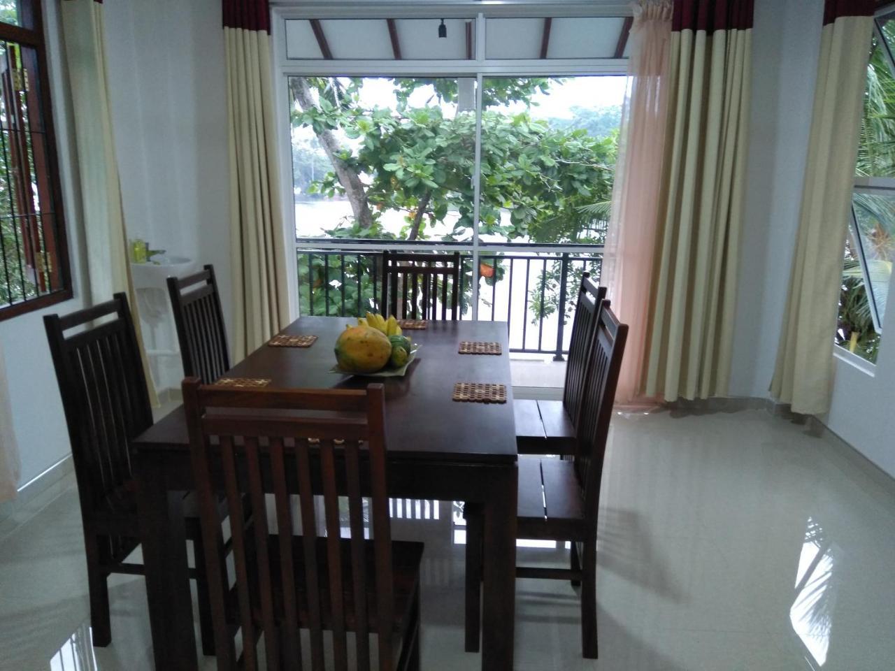 Lake Life Villa Ambalangoda  Exterior photo